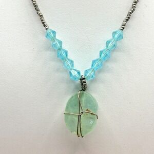 Vintage Silver Tone Wire Wrapped Green Stone Pendant Necklace with Blue